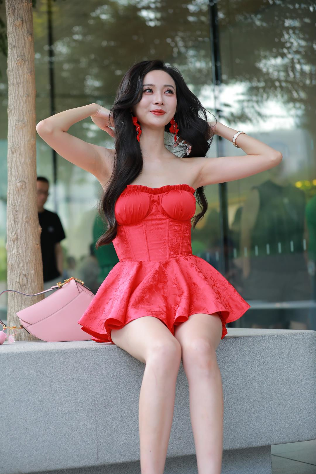 图片[6]-红裙长腿高跟美女-图满多