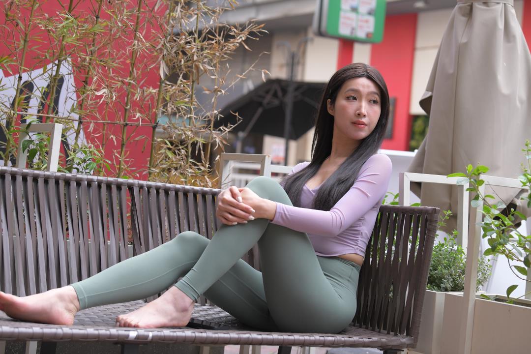 图片[4]-[一始专区] 绿色比基尼美女-图满多