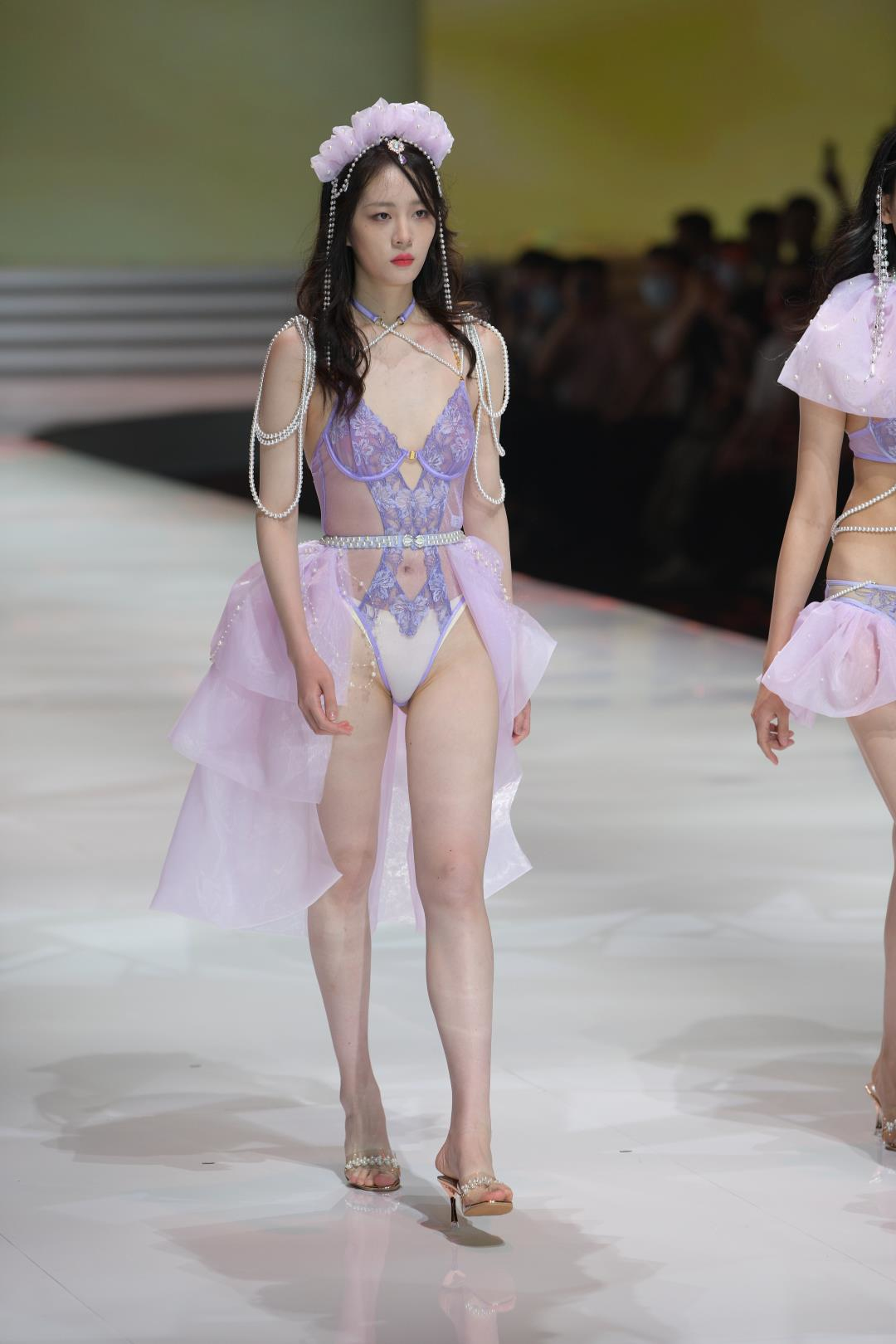 图片[3]-T台美女 模特秀场风采-图满多