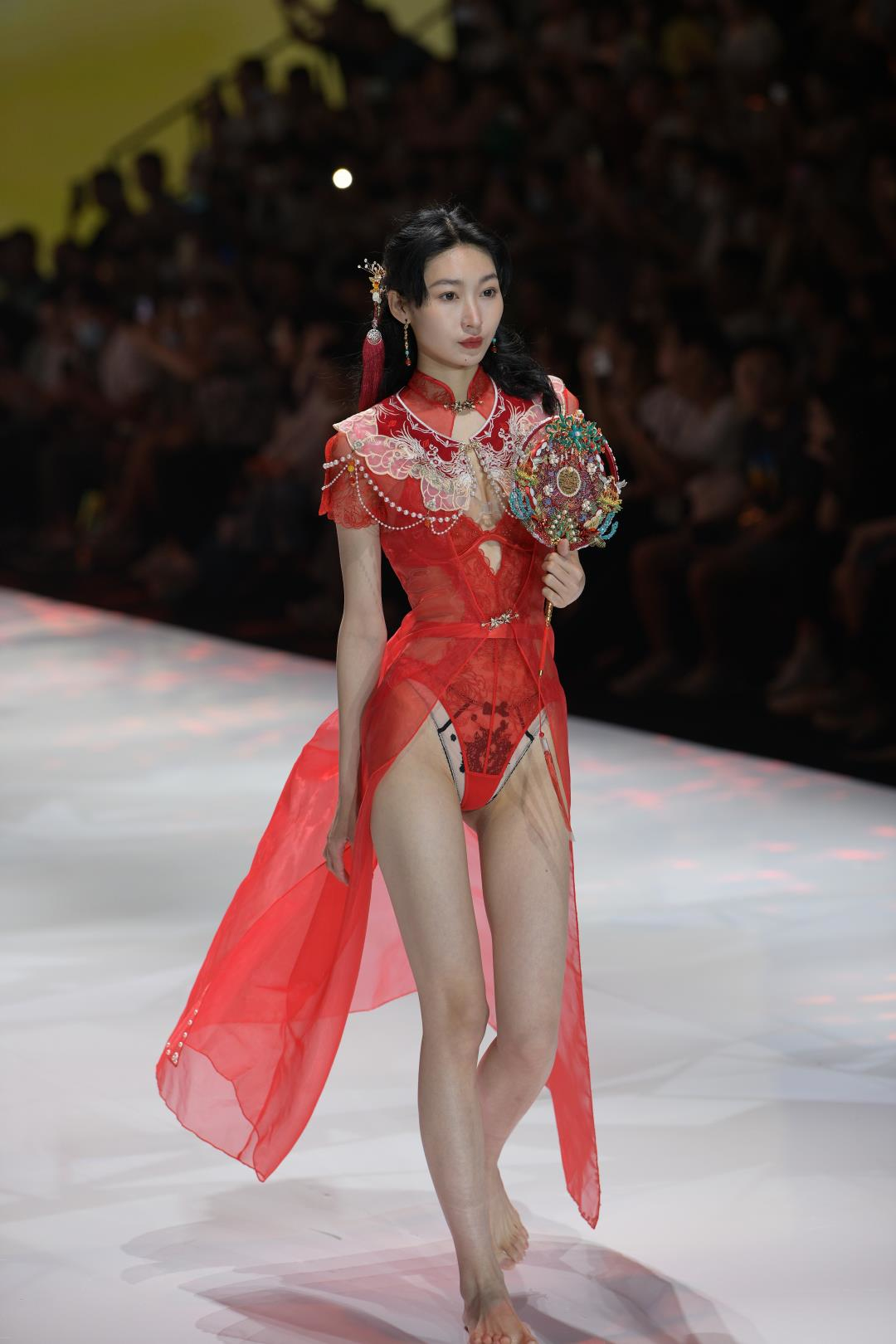 图片[5]-T台美女 模特秀场风采-图满多