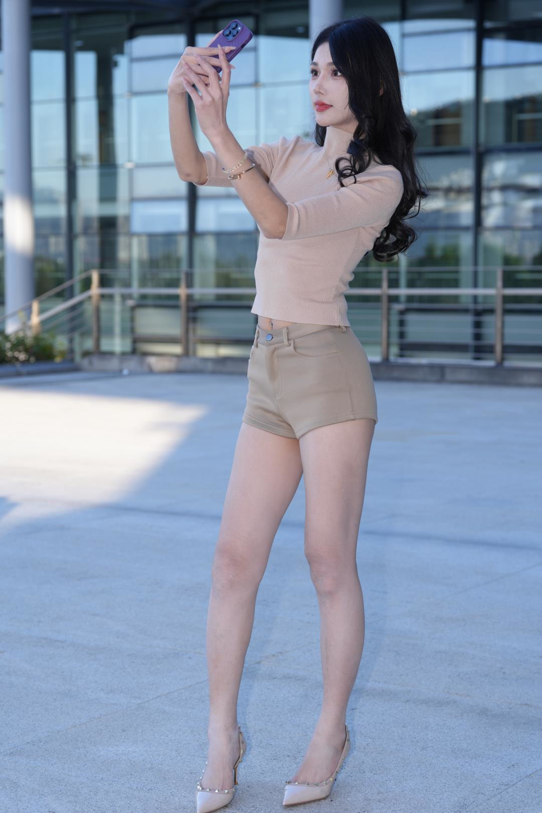 时尚气质靓丽短裤冉啊冉-图满多